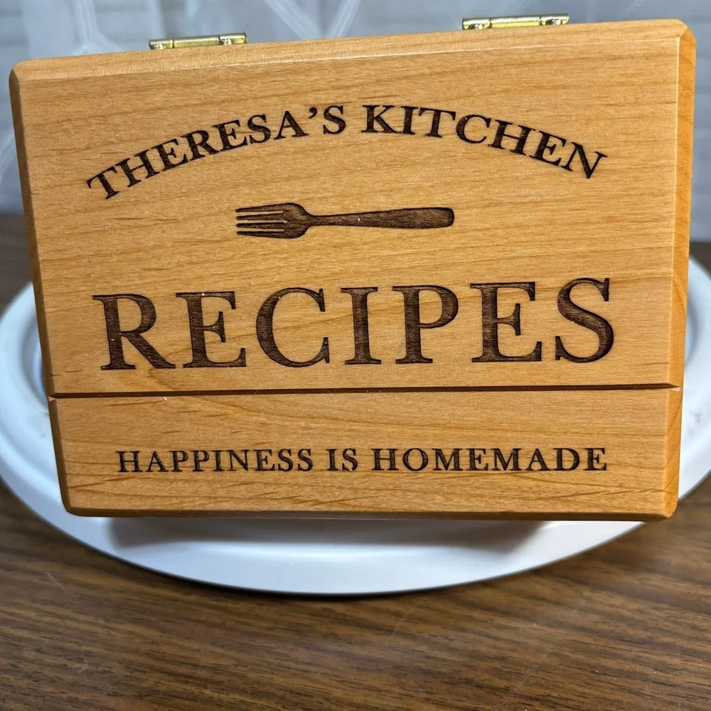THERESA Personalized Recipe Box - Brown NWOT Unopended organizing tabs & recipe